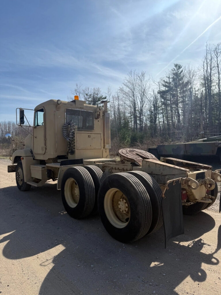 1992 Freightliner M915a2 Military Semi Tractor Fld120 Detroit Diesel 6×4 Army