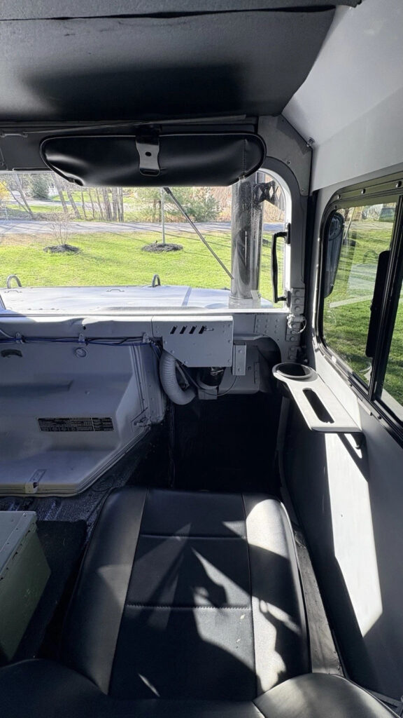 1992 M998 4100 Original Miles And Reconditioned In 2006 At The Maine Facility
