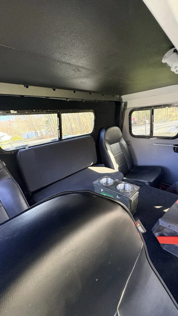 1992 M998 4100 Original Miles And Reconditioned In 2006 At The Maine Facility