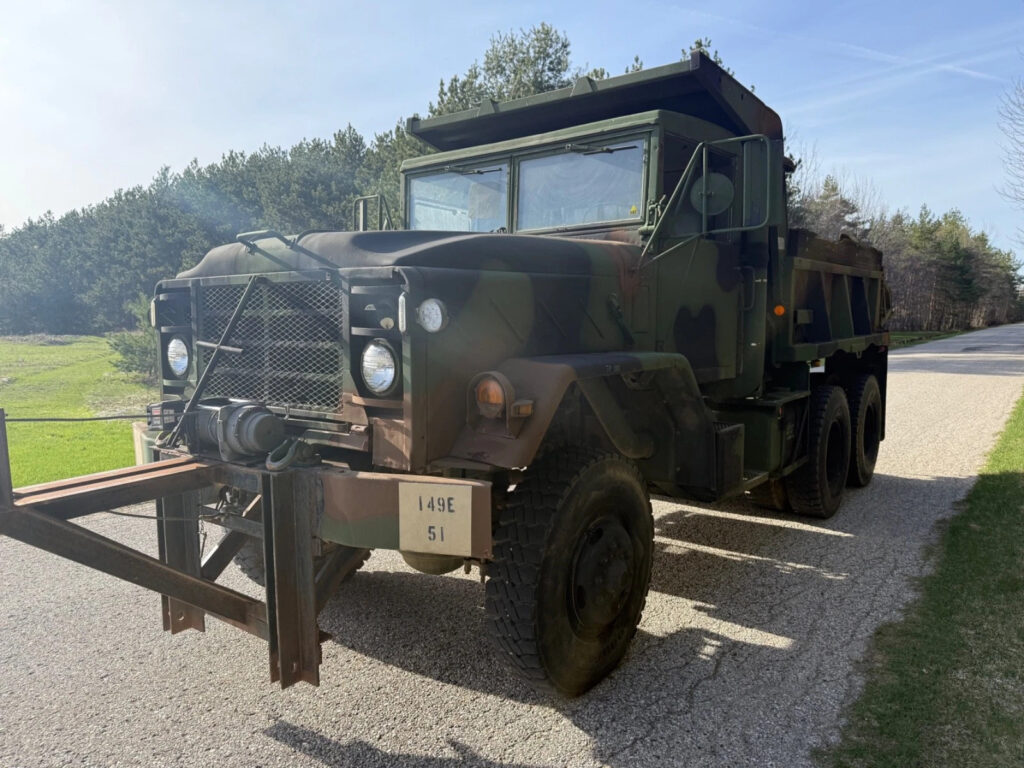 2010 Am General M929 6×6 Dump Truck Military off road