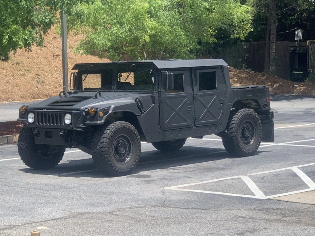 2010 Military M1165 Hummwv with Rhino Rims