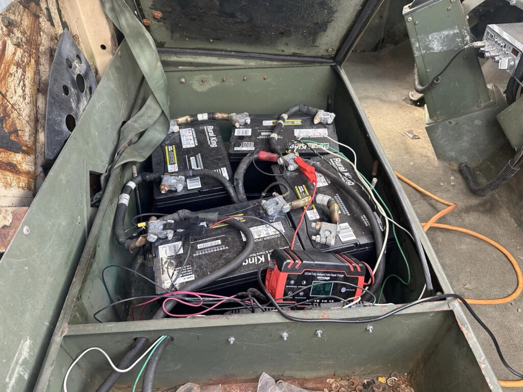 Am General Military Vehicle 6X6 Truck —m923a