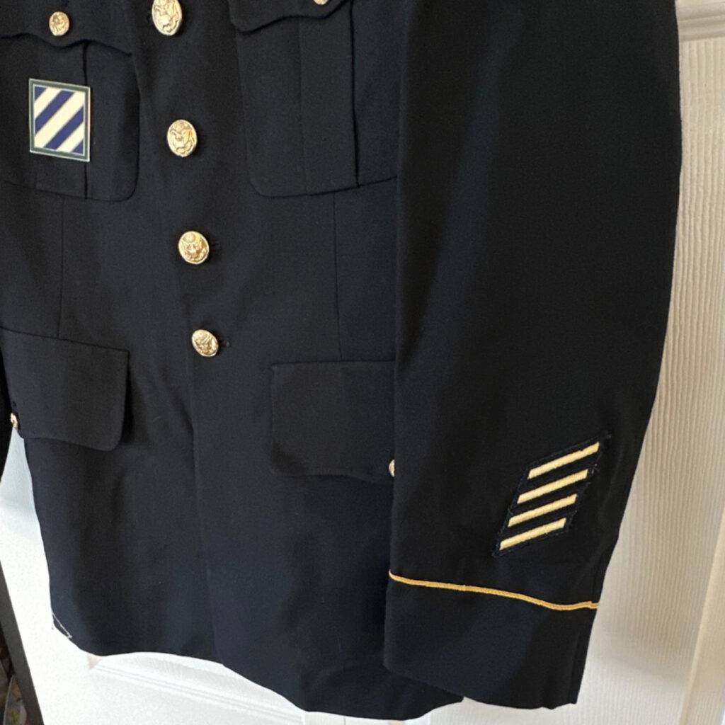 U.S. Army Dress Uniform Jacket Service Coat 37R CLA w/ Ribbons Sergeant Chevrons