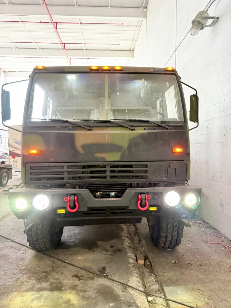 1999 Stewart and Stevenson M1085a1 LWB Cargo Truck 6×6 (6,400 Miles)