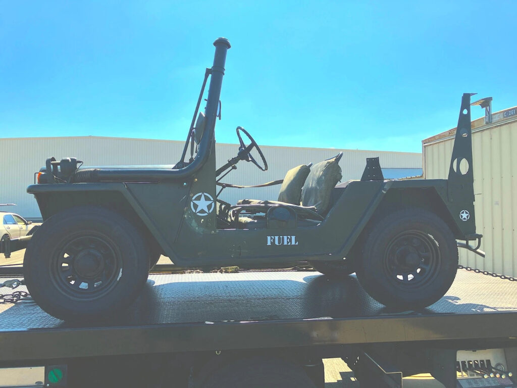 WWII Military Jeep, 14 ton