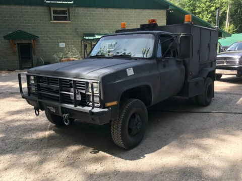 1986 Chevrolet M1031 4×4 cucv 5/4 ton Military Truck Square Body Chevy Diesel for sale