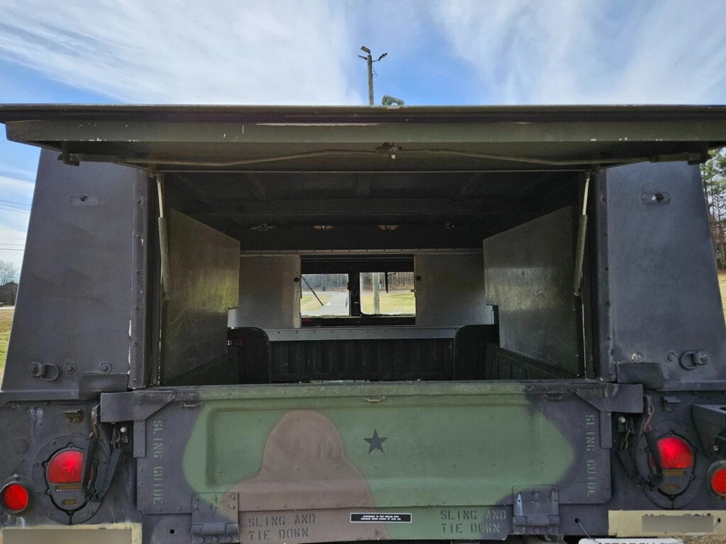 1987 American General Humvee Hmmwv M998 4 X-Doors with Helmet Top – Titled