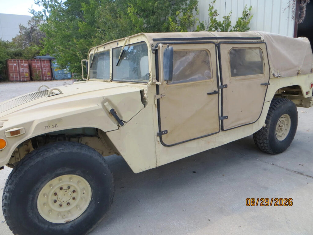 2006 Hmmwv Military Hummer M1097r1 with 4 door Utility, good Title, 6100 Miles
